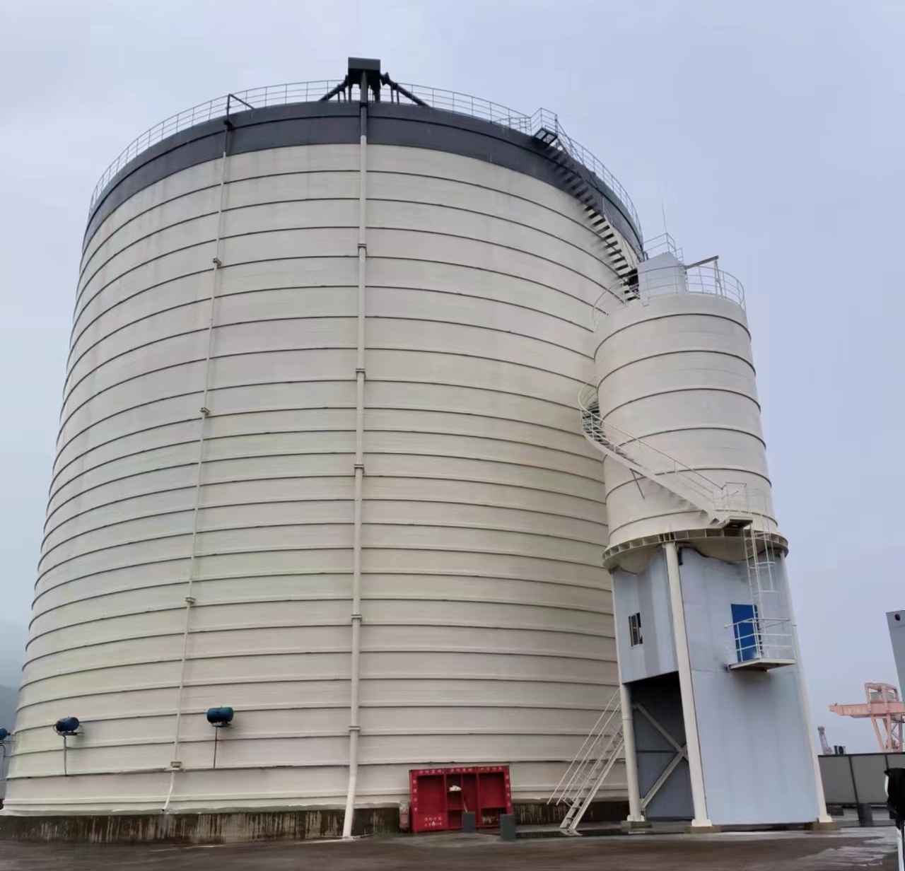 阿荣10万吨水泥钢板库